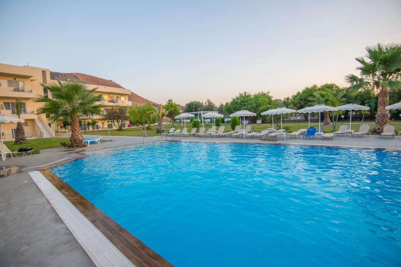 โอลีฟ การ์เดน โฮเต็ล Hotel ลาร์ดอส ภายนอก รูปภาพ
